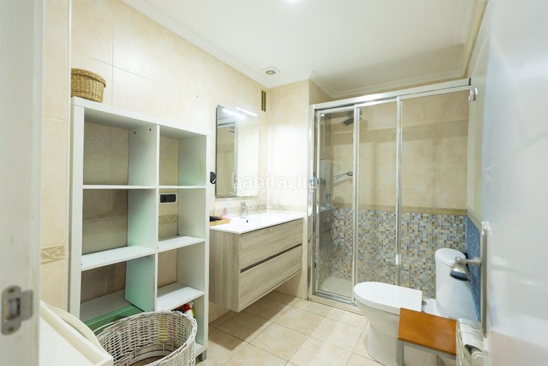 Foto c2c9efe6-0c42-4bbd-badb-af676965b09f. Pis amb calefacció aparcament a Alcabre Vigo