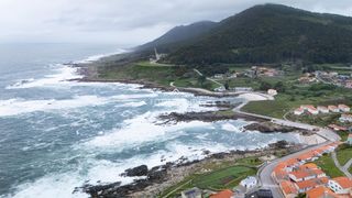Casa  Guia. Vive a un paso del mar en una casa con alma en a guarda