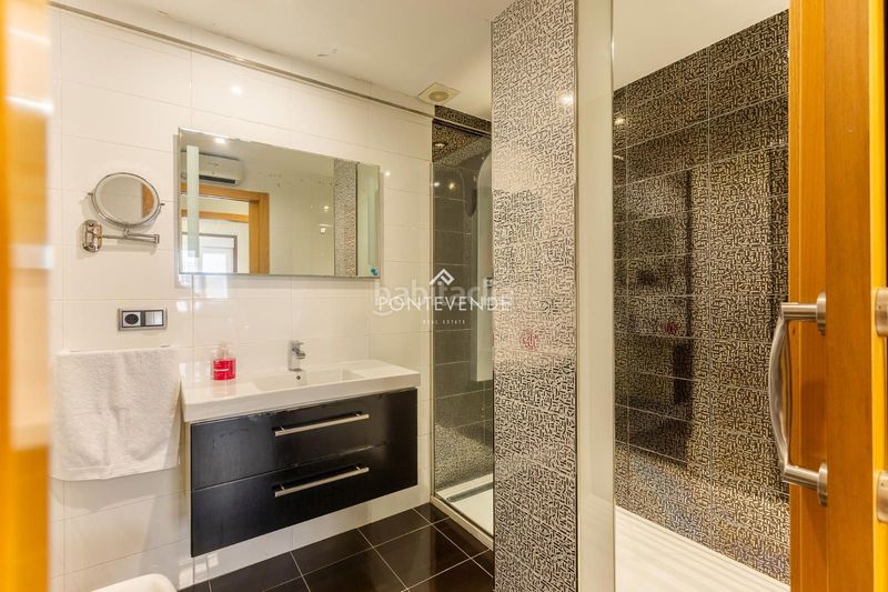 Foto d9a6d3ba-b3f0-43fd-89e3-776d763fa16a. Pis a maceiras-Teis 52 a Teis Vigo