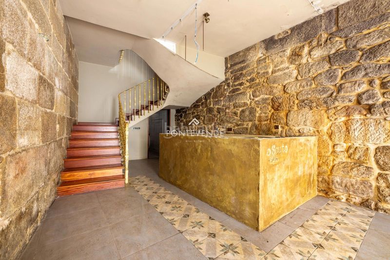 Foto a574ccae-f2bd-44ac-86b3-5b18006bffef. Edifici a Centro - Echegaray Pontevedra