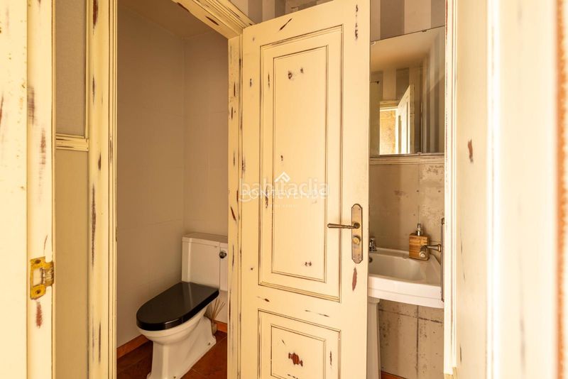 Foto b65ab1d4-6077-44f6-9c81-7121d65351e2. Edifici a Centro - Echegaray Pontevedra