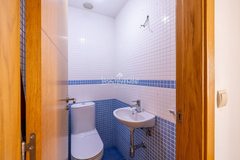 Foto 67a37ce9-4016-432a-8cb7-b50eddfd4b57. Pis amb calefacció aparcament piscina a O Carril Vilagarcía de Arousa