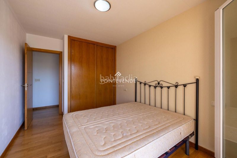 Foto e711ae02-e731-4e8a-9c33-cfa197dd0e8a. Pis amb calefacció aparcament piscina a O Carril Vilagarcía de Arousa