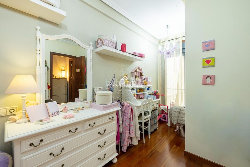 Foto d541b090-c995-4944-9f29-5487634681bc. Pis a rosario 10 a Fátima Vigo