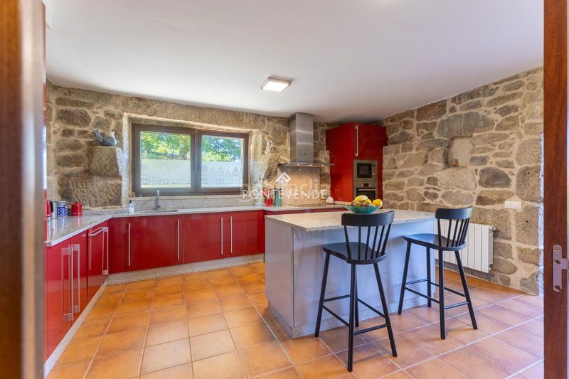 Foto d42ce8ac-e02b-4cce-9142-c01e5b555dd2. Casa amb calefacció aparcament a Cotobade