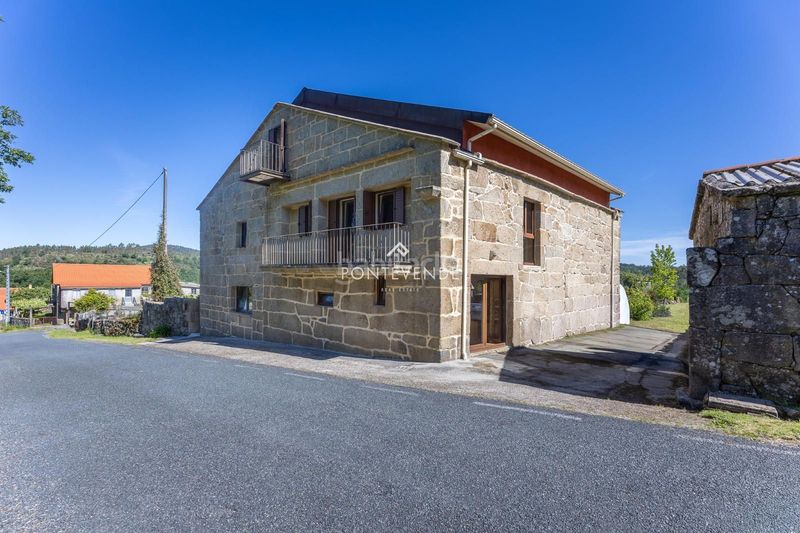 Foto d4d325b3-19ff-4225-a3f9-90affacdd924. Casa amb calefacció aparcament a Cotobade