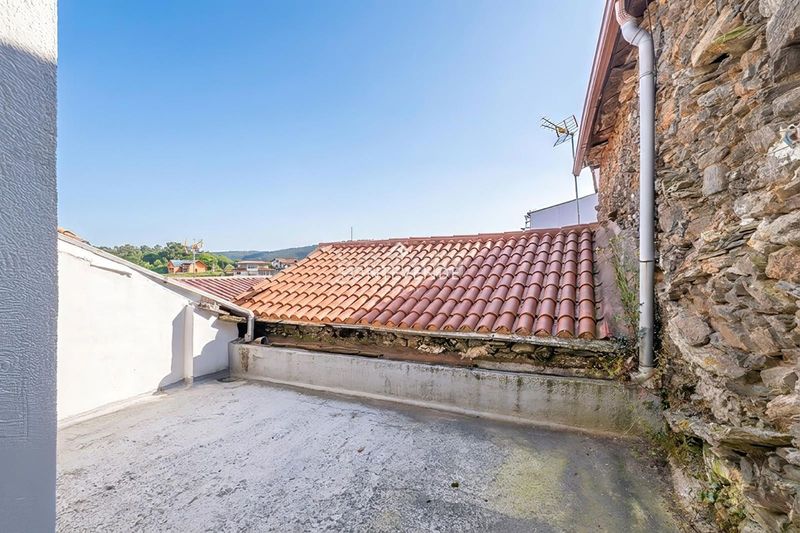 Foto 4a08acd0-7838-421f-b68d-f1b04fddad68. Casa amb calefacció aparcament a Forcarei