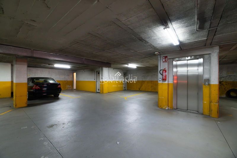 Foto a82f95f7-5c6e-4f20-a381-67855578e39b. Pis amb calefacció aparcament a Zona de Plaza de Barcelos Pontevedra