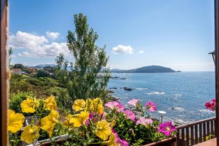 Xalet a Coruxo - Oia - Saiáns. Chalet en urbanización privada de vigo