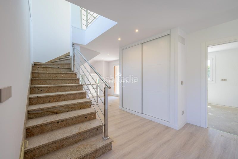 Foto dba56294-9cbc-4bce-af0b-9b8e958ea7d0. Casa amb aparcament a Bordóns Sanxenxo