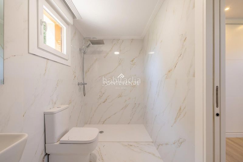 Foto e8c620bd-9f6f-42e6-bb8c-8c7d1e0d9dfc. Casa amb aparcament a Bordóns Sanxenxo