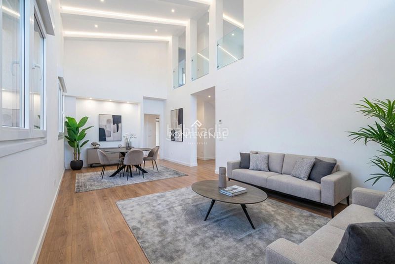 Foto a65063af-cc28-48c3-8107-b6565fa7804d. Casa amb aparcament a Baiona