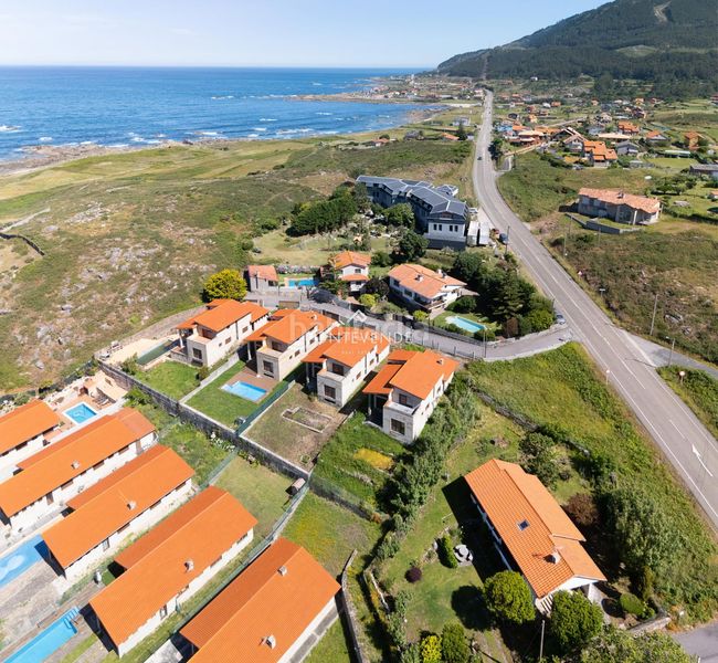 Foto e245719b-289c-4075-ade0-0a61b06ffb7a. Casa amb aparcament a Baiona