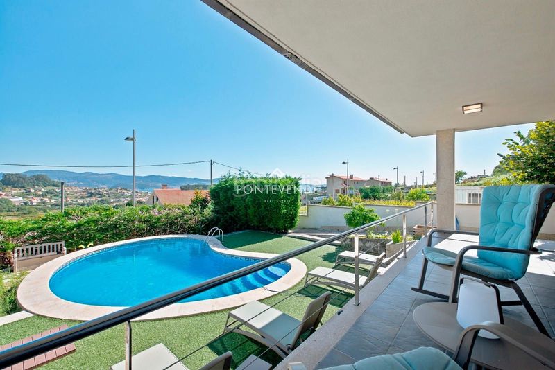 Foto db1c2d50-84fb-4ded-8fb8-88072969dbc3. Chalet con riscaldamento parcheggio piscina in Dorrón Sanxenxo