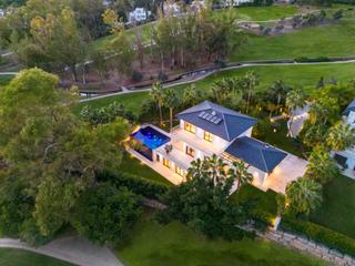 Xalet a Ganimedes 1. Opulente villa con vistas al golf