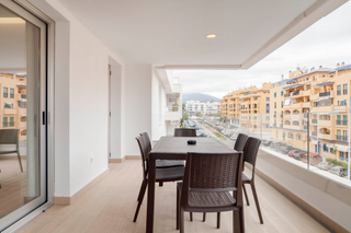 Appartement à Juan antonio de torquemada 1. Apartamento en el bulevar de san pedro