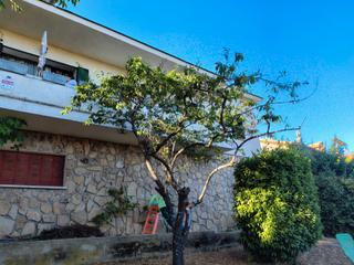 Chalet  Camino del rosal. Chalet incdependiente con espectaculares vistas en miraflores de