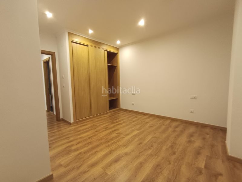 Foto a6b1d5df-411d-498b-84d0-cf6342013ee4. Pis a Casco Viejo Ourense