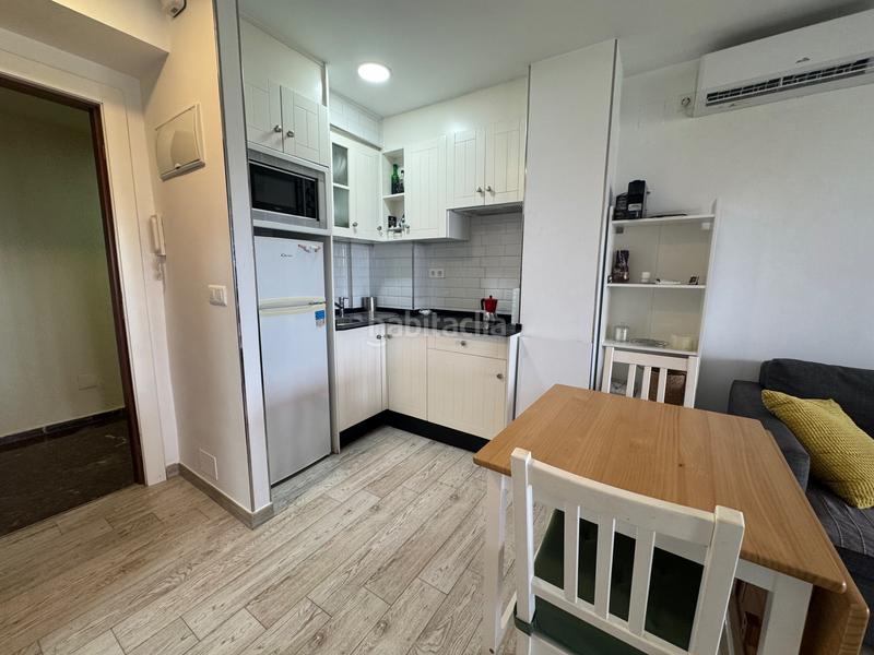 Foto 59b5eead-856b-475f-8620-425c435a9905. Lloguer apartament a avenida carlota alessandri 184 a Torremolinos