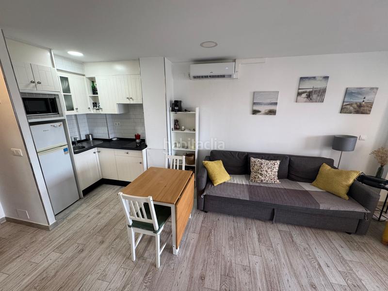 Foto 7eb8126e-b3f1-4cc4-a7d5-e2c89332ad4c. Lloguer apartament a avenida carlota alessandri 184 a Torremolinos