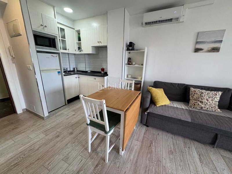 Foto 96079839-e868-450d-9e0d-cc53b2a95622. Lloguer apartament a avenida carlota alessandri 184 a Torremolinos