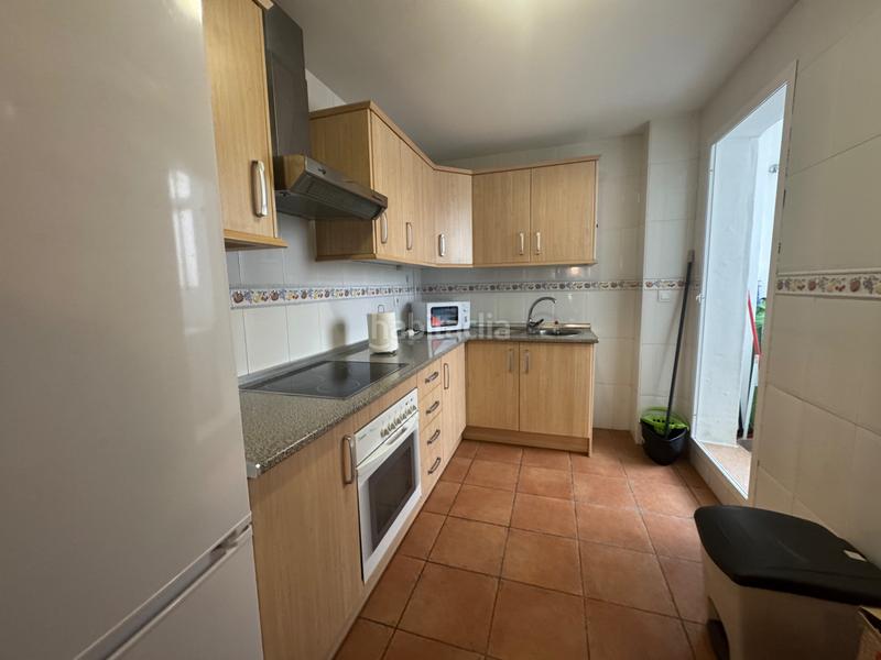 Foto d890cdda-1ff6-4bdc-b866-43cd711e7e3f. Alquiler apartamento en calle alcalá galiano 54b estupendo piso de septiembre a junio 2026 en Fuengirola