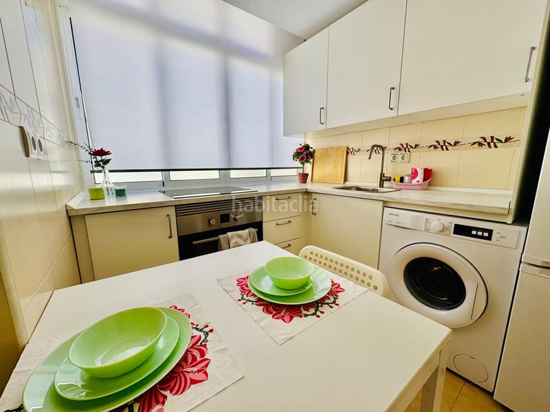 Foto f5cdf691-bcc5-4ab3-9639-86aab39cc47c. Apartamento en calle valladolid 13 gran piso centro reformado y terraza en Fuengirola