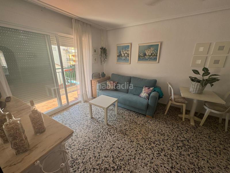 Foto 2183826c-4f22-4bbe-92ca-8458a449554f. Alquiler apartamento en calle asturias 31 gran piso al lado de la playa en alquiler en Fuengirola