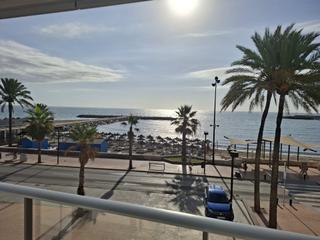 Apartament a Paseo marítimo rey de españa 80. Apartamento en venta en primera línea de playa, fuengirola