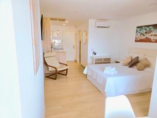 Estudio en Avenida gamonal 8b. Estudio en benalmádena con licencia turística