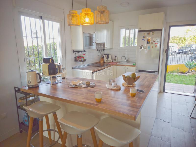 Foto 7333395a-c5e1-460d-b5a6-04300091b36a. Appartement in urbanización el faro 12a in El Faro de Calaburra - Chaparral Mijas