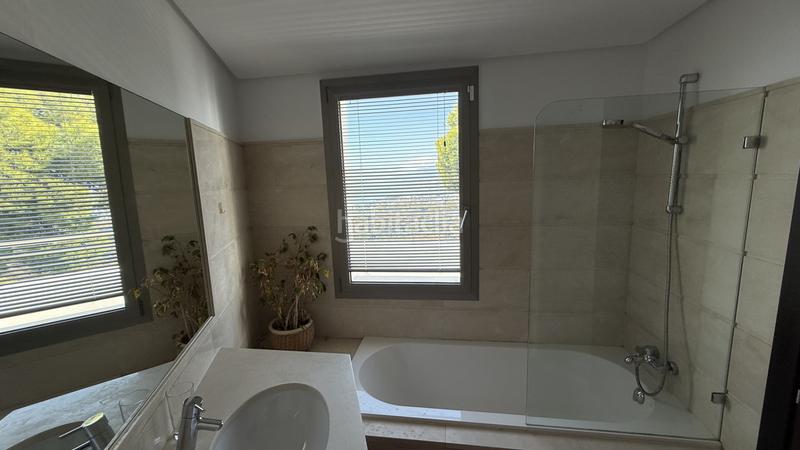 Foto 74605182-92f7-4052-ae25-ad86cb681e8a. Haus in calle esterlicia 1 in Pinares de San Antón Málaga