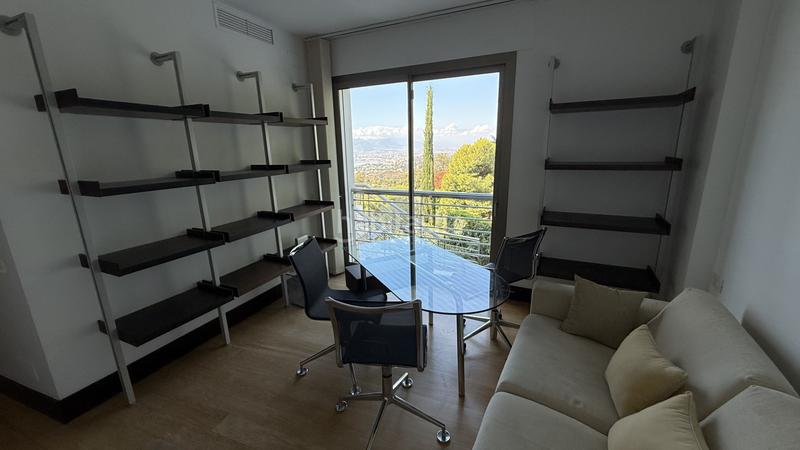 Foto ed3d1c93-7c34-40da-9ac2-6a686b5b8b5a. Haus in calle esterlicia 1 in Pinares de San Antón Málaga