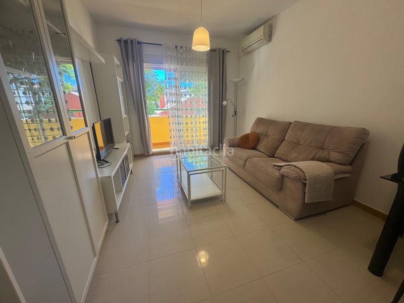 Foto 72fe4b45-b7b0-42fb-9b28-2f92a9994cac. Rent apartment in calle jacinto 1 in Los Pacos Fuengirola