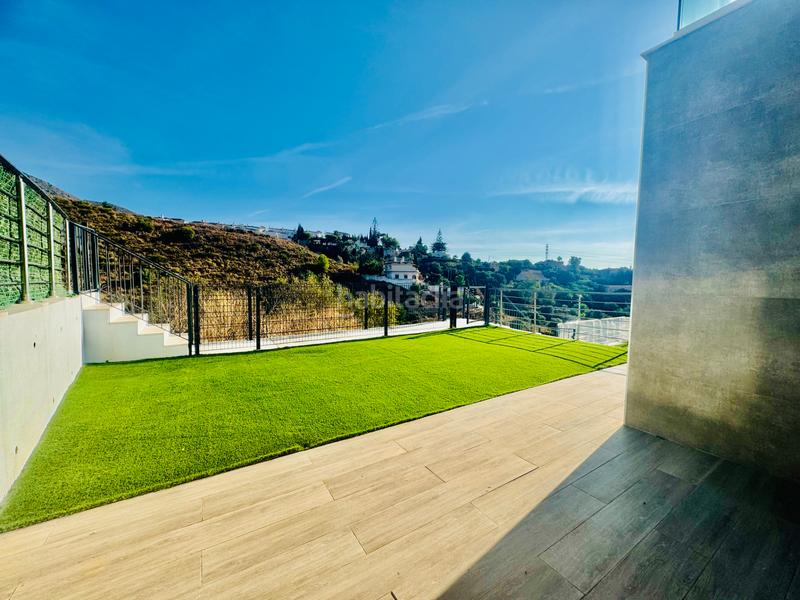 Foto f0d1d548-cd37-4c52-bf9e-46d0e444eb24. Casa adosada en calle brezos 3b en Torreblanca del Sol Fuengirola