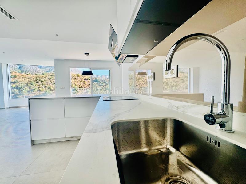 Foto c2791897-6d95-470d-9ec6-00b913465489. Reihenhaus in calle brezos 3b in Torreblanca del Sol Fuengirola