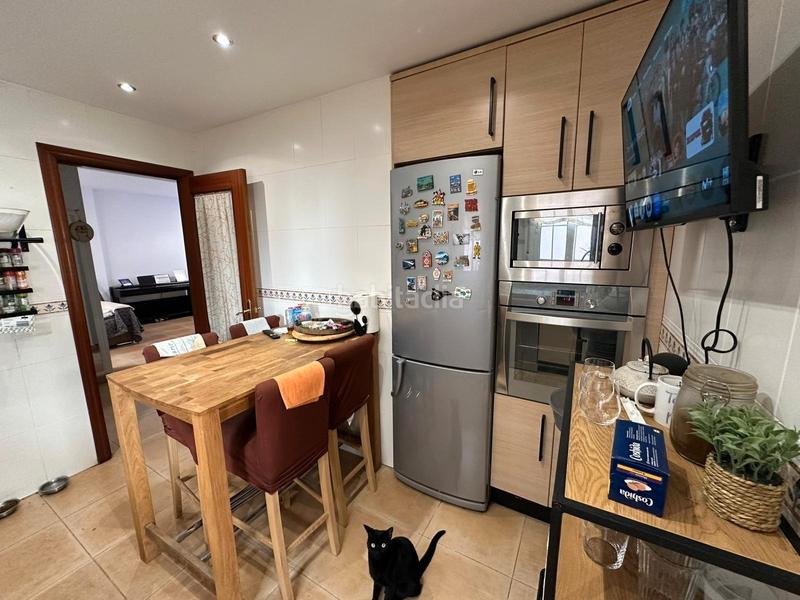 Foto bc35b190-885e-4bd3-9083-e5f28145b34b. Casa adosada en calle colibrí 2 gran casa adosada en las lagunas con garaje en Mijas