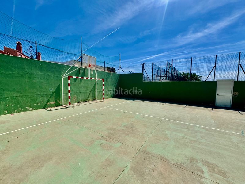 Foto 2572c5a3-93bd-4f6a-ba3b-0b53c7396181. Casa adossada amb calefacció aparcament piscina a Fuengirola