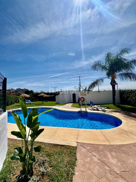 Foto 28d03bb6-971f-4cbf-abdd-7b07dca01832. Casa adossada amb calefacció aparcament piscina a Fuengirola
