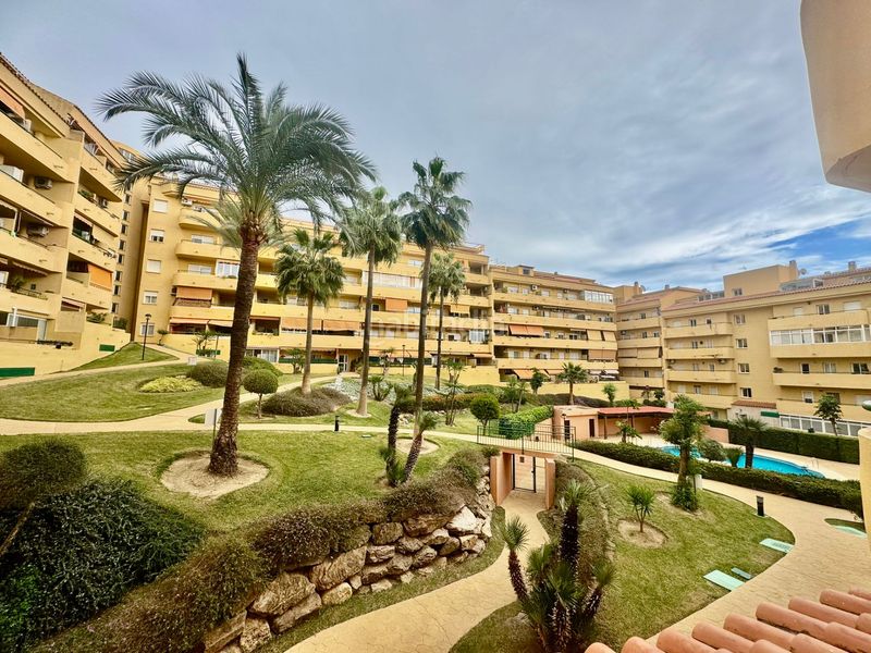 Foto d1ac8b5e-26aa-45e4-8566-845840c5d18a. Pis a calle jacinto 1 a Los Pacos Fuengirola
