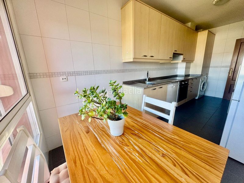 Foto 484ccb8d-d58c-49ba-83f1-ff9001b83c03. Apartament amb aparcament piscina a Los Pacos Fuengirola