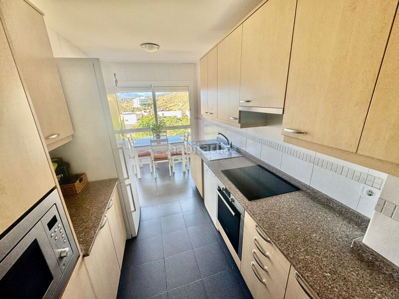 Foto 646ec0d8-d0f8-4339-b089-0d585c295b26. Apartament amb aparcament piscina a Los Pacos Fuengirola