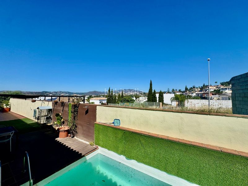 Foto 44782c80-5eef-4f2c-8ce3-12c26ea8267f. Xalet amb xemeneia aparcament piscina a campo de Mijas Mijas