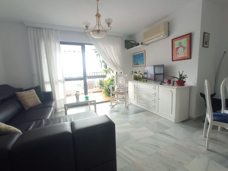 Foto fa67b650-574e-45f1-8a7c-64d39b82e9d6. Location appartement dans calle feria de abril 1 dans Fuengirola