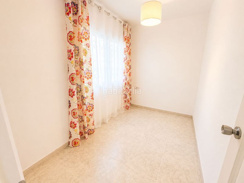 Foto bb90ff44-3d92-4458-8aa8-9d80a20276a2. Pis a calle valladolid 13 a Centro ciudad Fuengirola