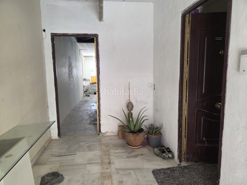 Foto a2d37757-0b80-4558-8c89-ef46286eb560. Local comercial a avenida de Mijas 7 a Las Cañadas Mijas