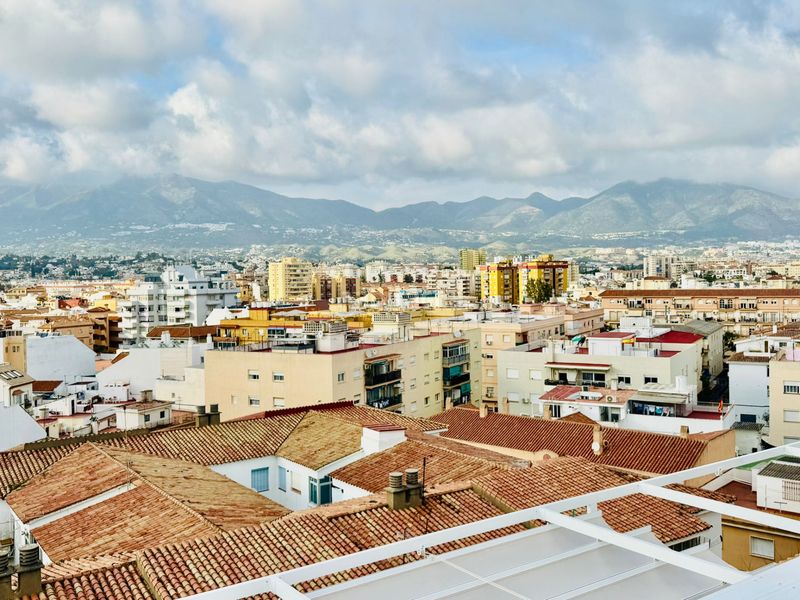 Foto 74779772-9985-44ba-b6d3-20763468ff89. Ático en calle rioja 6 2 aticos en el mismo edificio a la venta en Fuengirola
