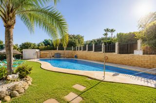 Apartament a Calle Jose Rivero 1