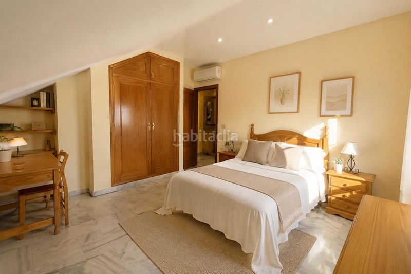 Foto caacd50a-16fd-452b-8796-09be4724f9f3. Àtic amb calefacció aparcament piscina a Centro ciudad Fuengirola