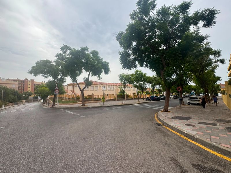 Foto 54b3b227-979a-4355-92e7-7996873bab7e. Pis amb aparcament piscina a Los Pacos Fuengirola
